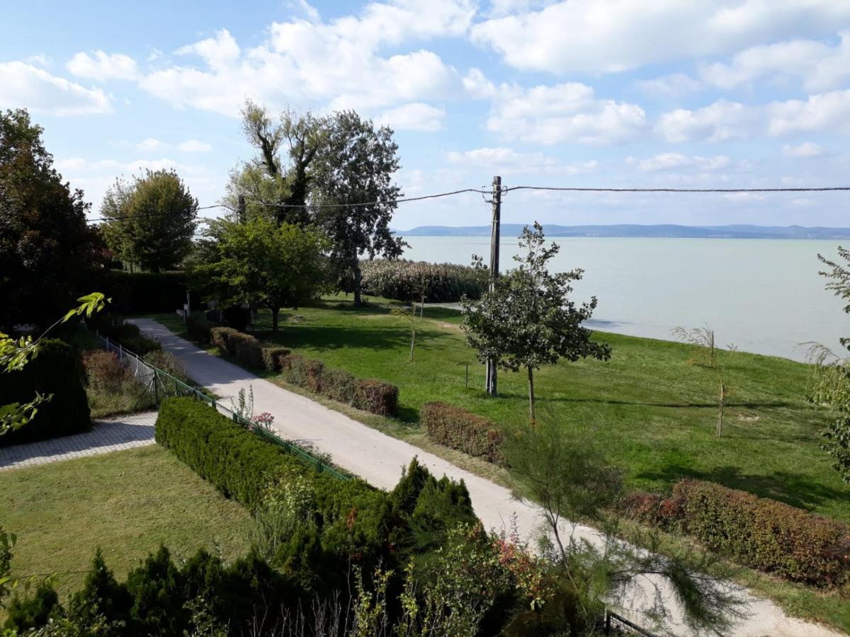 Balatonszárszó Traumlage Direkt Am See מראה חיצוני תמונה
