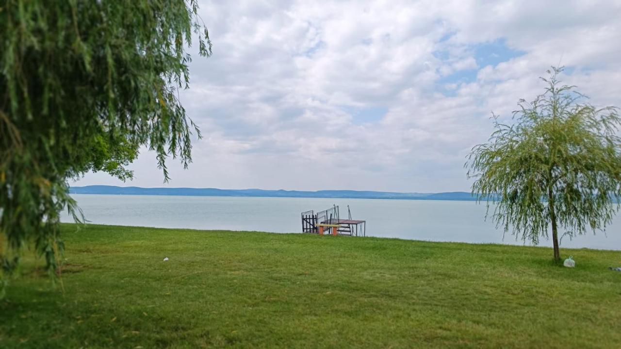 Balatonszárszó Traumlage Direkt Am See מראה חיצוני תמונה