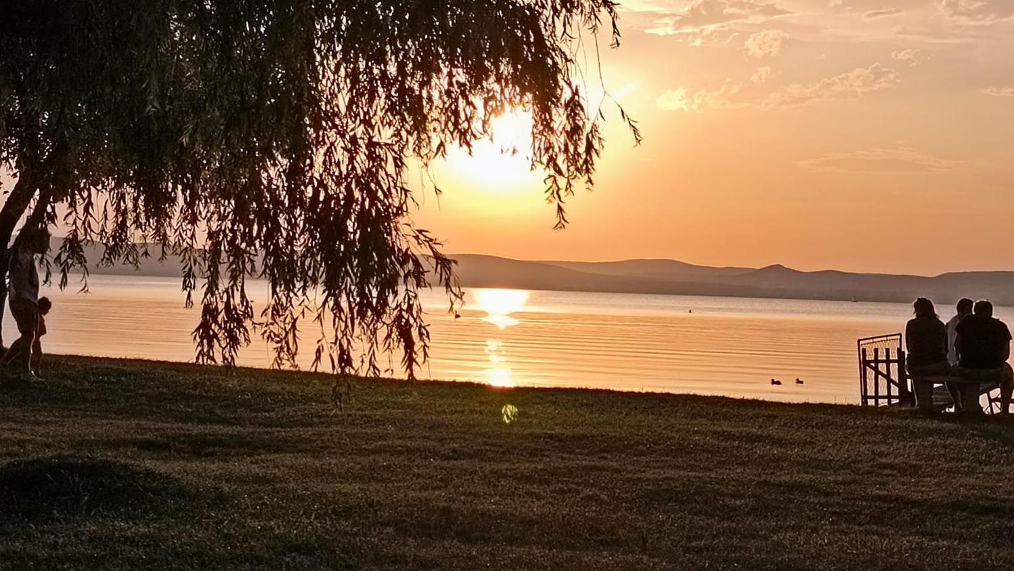 Balatonszárszó Traumlage Direkt Am See מראה חיצוני תמונה